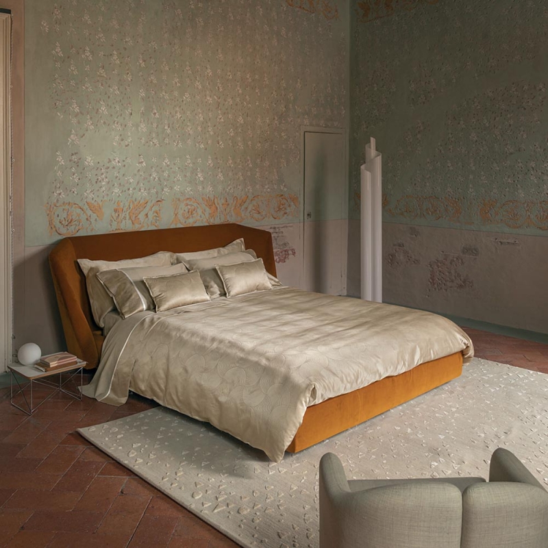 VIA MANZONI покрывало