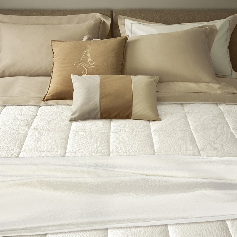 ARENA Bedspread