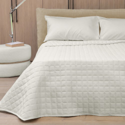 TRECENTO Quilt