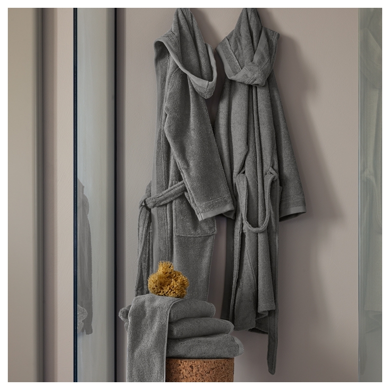 SQUARE Bathrobe