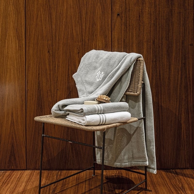 ISOLA Towel
