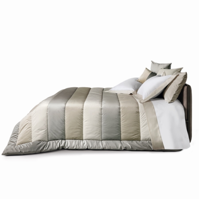 ARCIMBOLDI PATCHWORK Steppdecke